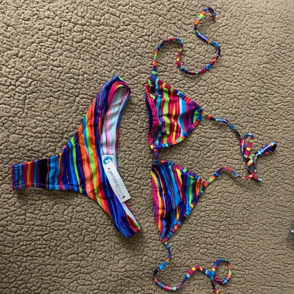 To small - Picture 2 of 2